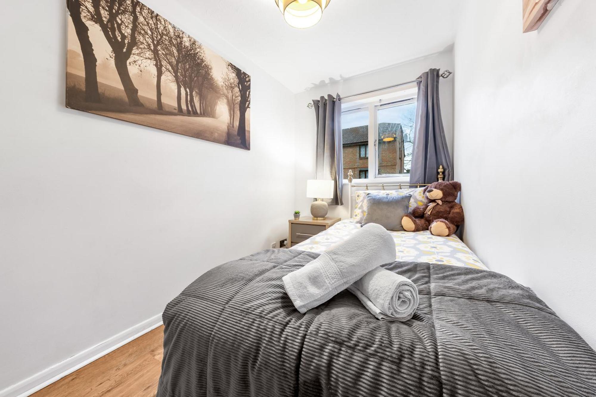 Quirky Canary 2Bed, Free Parking, Smart Tv & Games Λονδίνο Εξωτερικό φωτογραφία