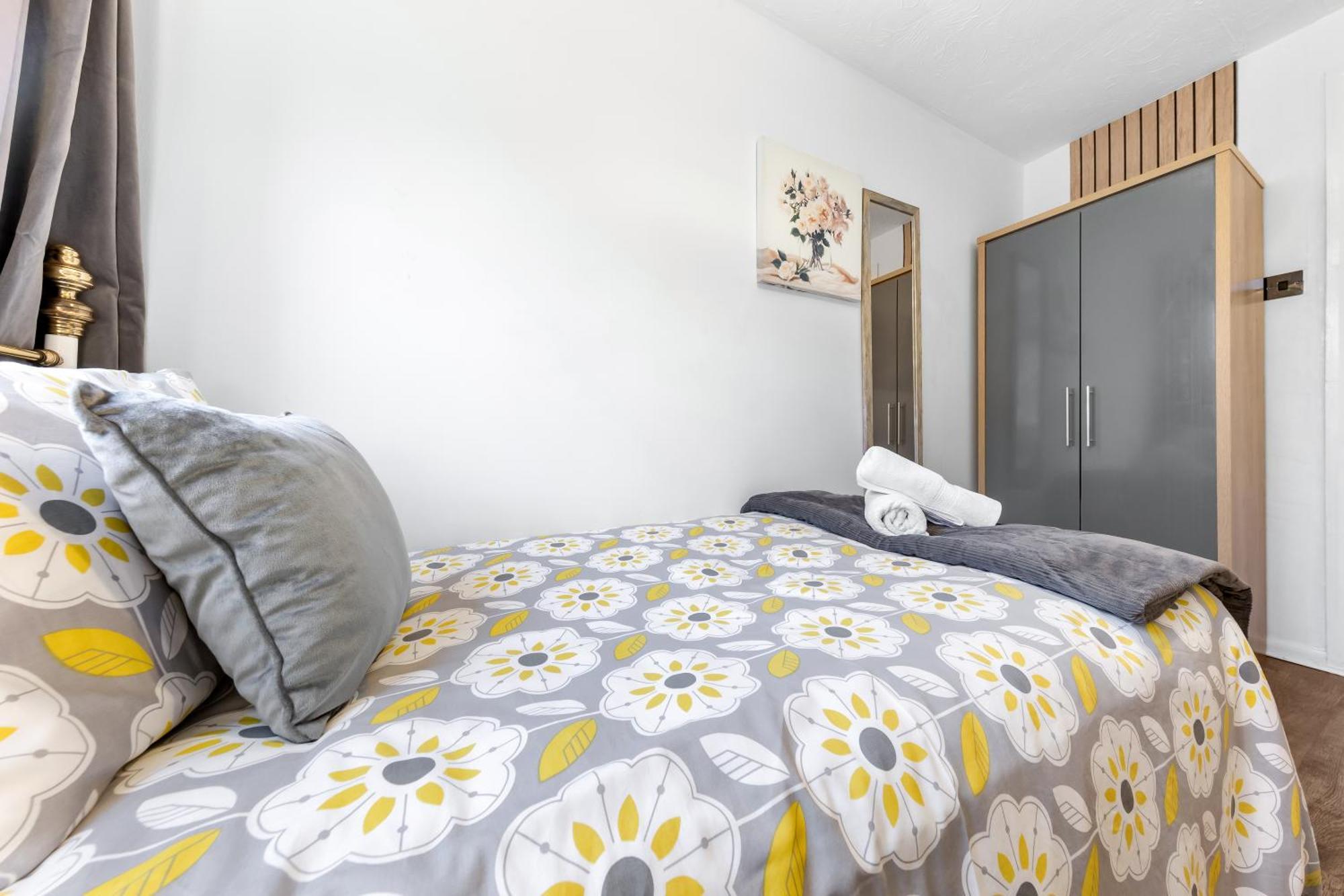 Quirky Canary 2Bed, Free Parking, Smart Tv & Games Λονδίνο Εξωτερικό φωτογραφία