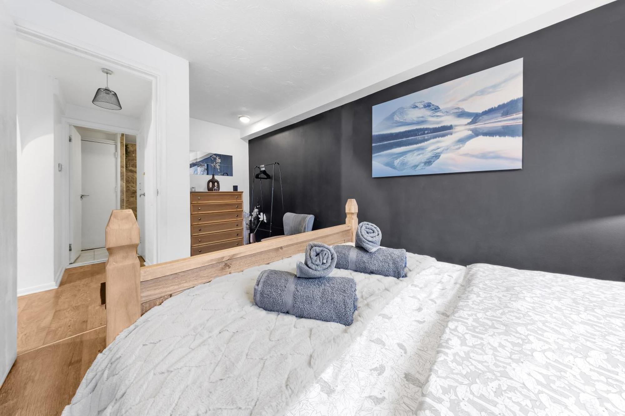 Quirky Canary 2Bed, Free Parking, Smart Tv & Games Λονδίνο Εξωτερικό φωτογραφία